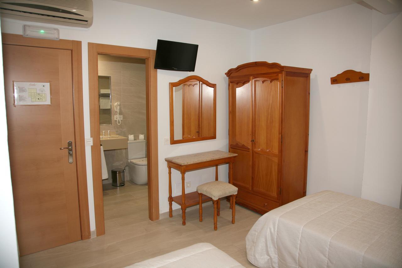 Hostal Restaurante Grela Pozo Alcón Zewnętrze zdjęcie
